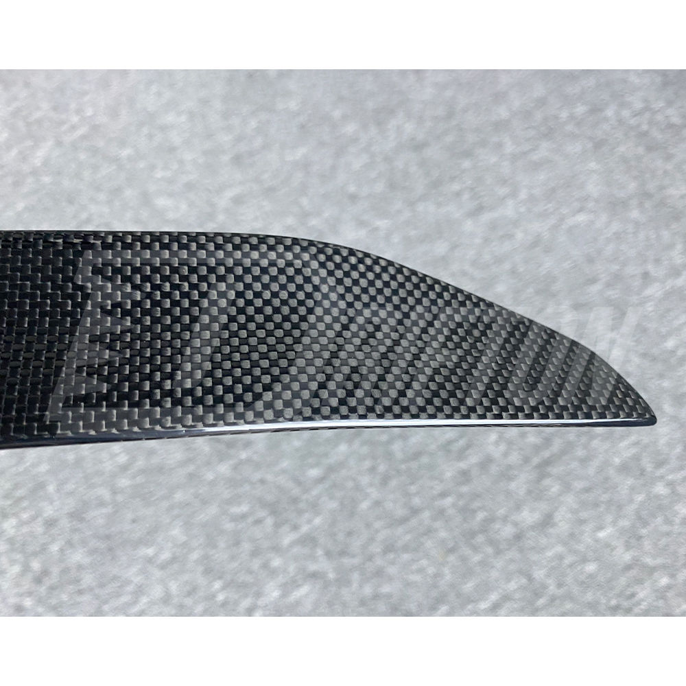 Novitec Style Dry Carbon Fiber Rear Trunk Spoiler Wing For Ferrari 812 Superfast GTS 2017-2023