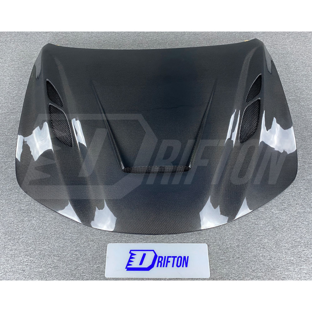 GTAM Style Carbon Fiber Engine Hood For Alfa Rome Giulia & Quadrifoglio 2016-2023