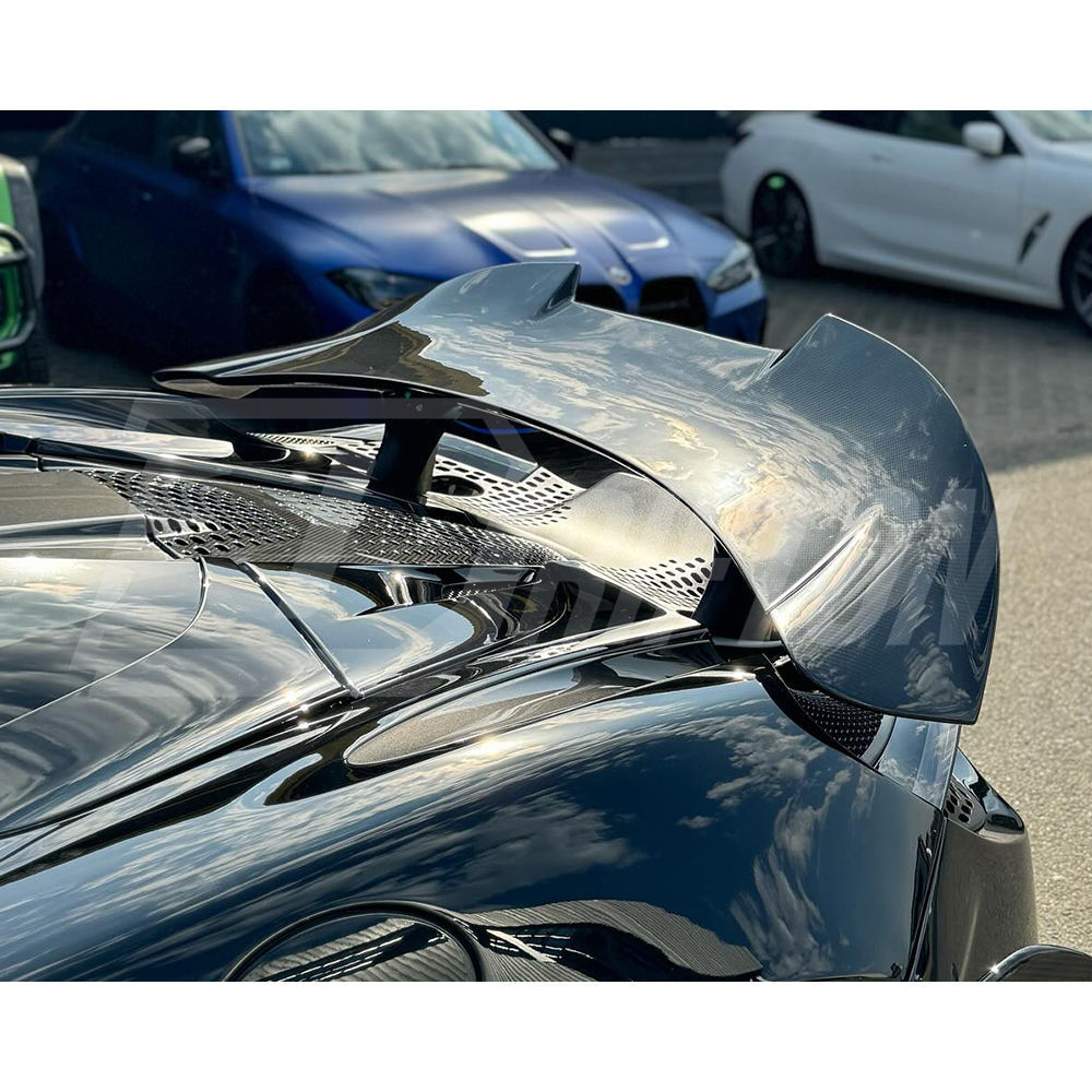765LT Style Dry Carbon Fiber With Portion Primer Rear End Bumper Assemble & Spoiler & Exhaust System Set For Mclaren 720S 2017-2023