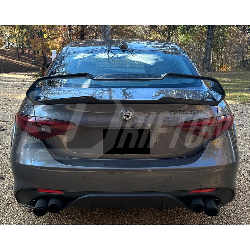 GTAM Style Carbon Fiber Rear Spoiler For Alfa Romeo Giulia 2016-2023
