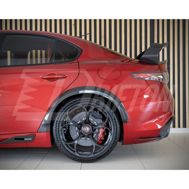 GTAM Style Dry Carbon Fiber Body Kits For Alfa Romeo Giulia QV Quadrifoglio 2016-2023