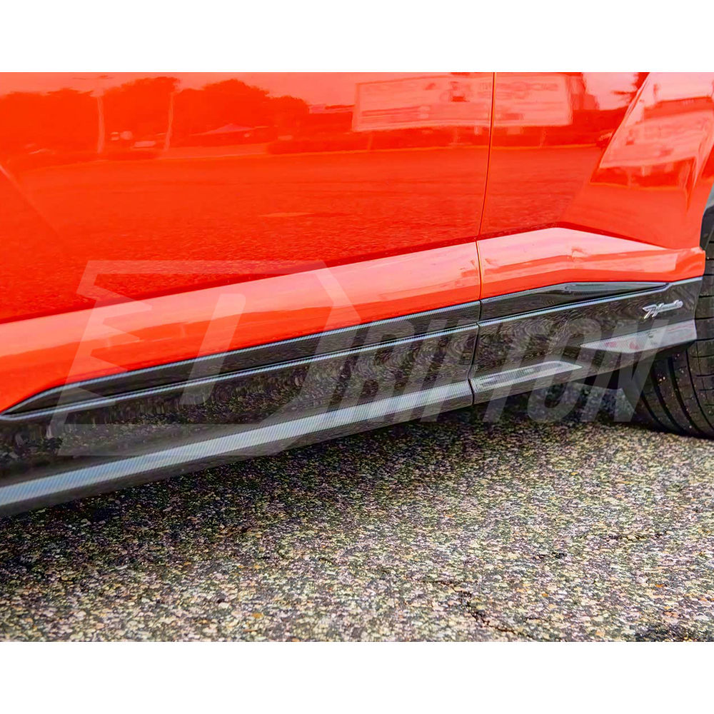 Performante Style Dry Carbon Fiber Aero Body Kits For Lamborghini URUS Performante