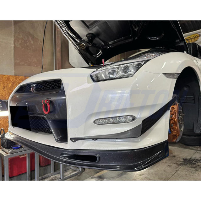 Kansai Style Carbon Fiber Front Bumper Canards For Nissan R35 GTR 2008-2016
