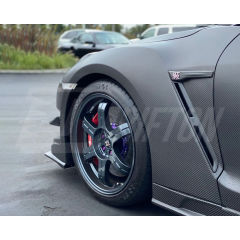 OEM Style Dry Carbon Fiber Front Fenders For Nissan GTR R35 2008-2026