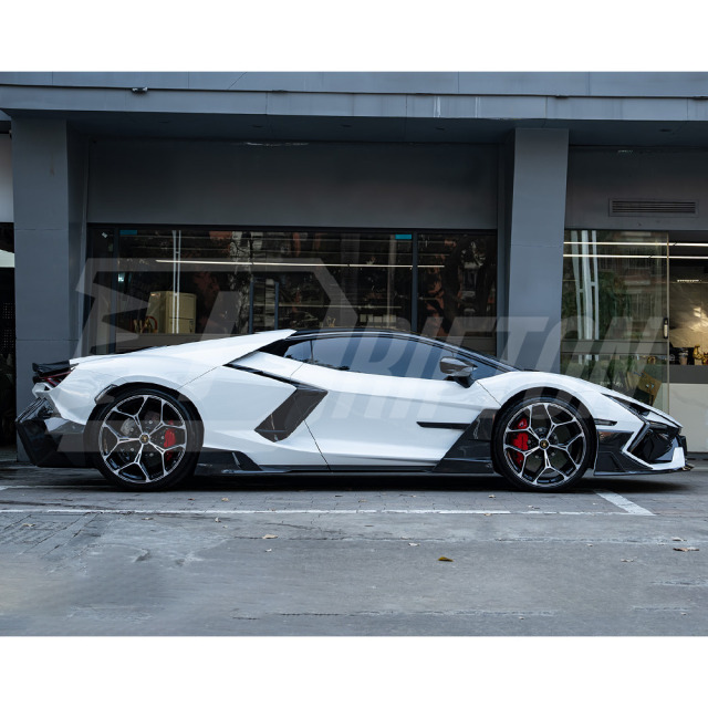 Mansory Style Dry Carbon Fiber Side Skirts For Lamborghini Revuelto 2023-ON