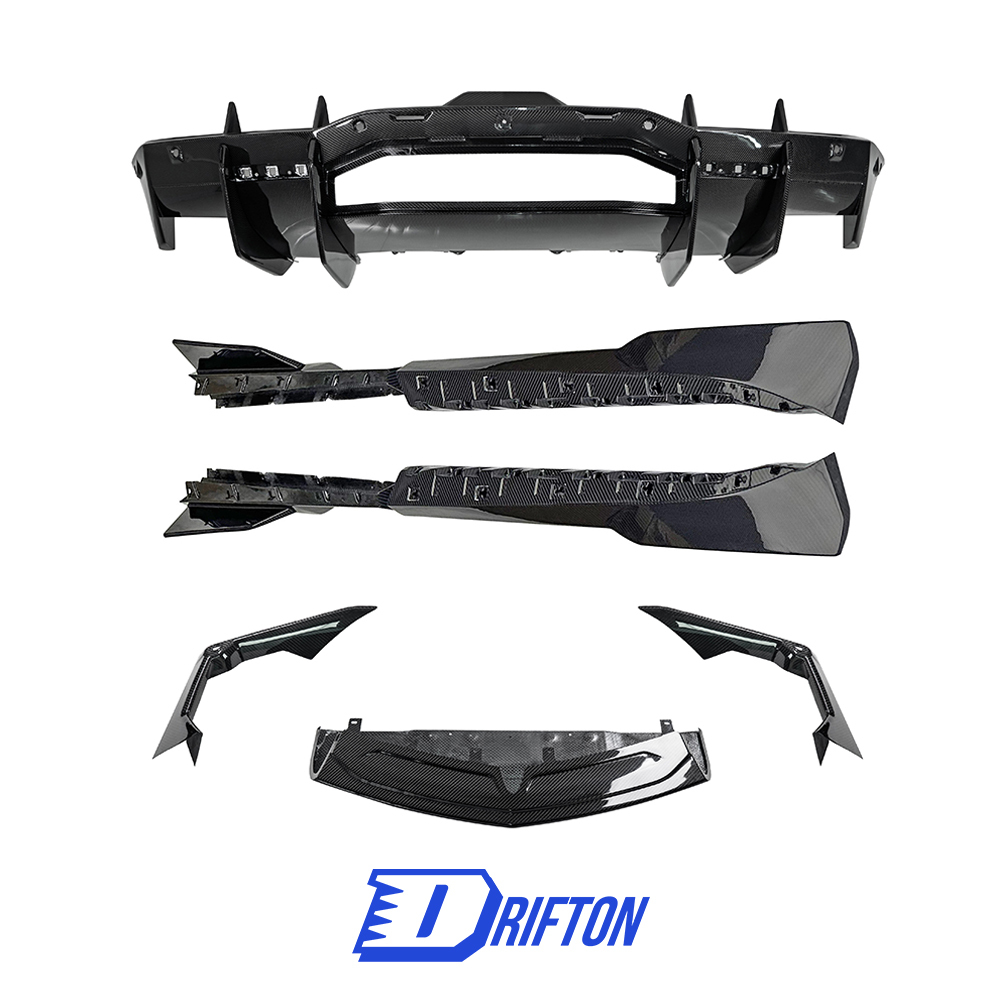 OEM Style Dry Carbon Fiber Aero Body Kits For Lamborghini Revuelto 2023-ON