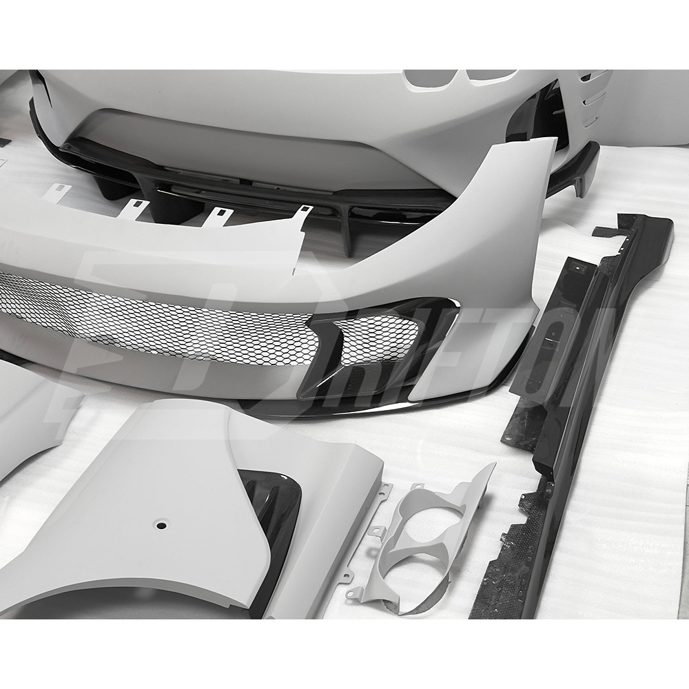 812 Competizione Conversion Dry Carbon Fiber Body Kits For Ferrari 812 Superfast 2017-2023