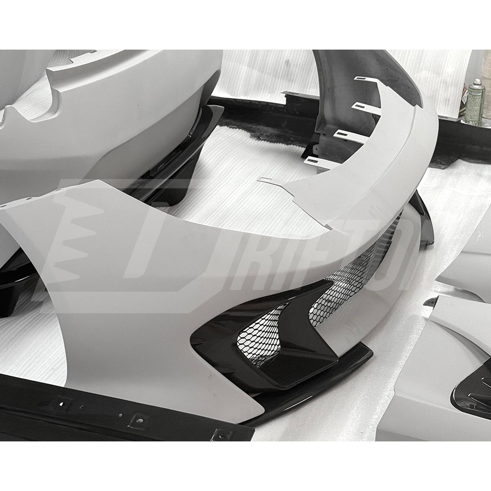 812 Competizione Conversion Dry Carbon Fiber Body Kits For Ferrari 812 Superfast 2017-2023