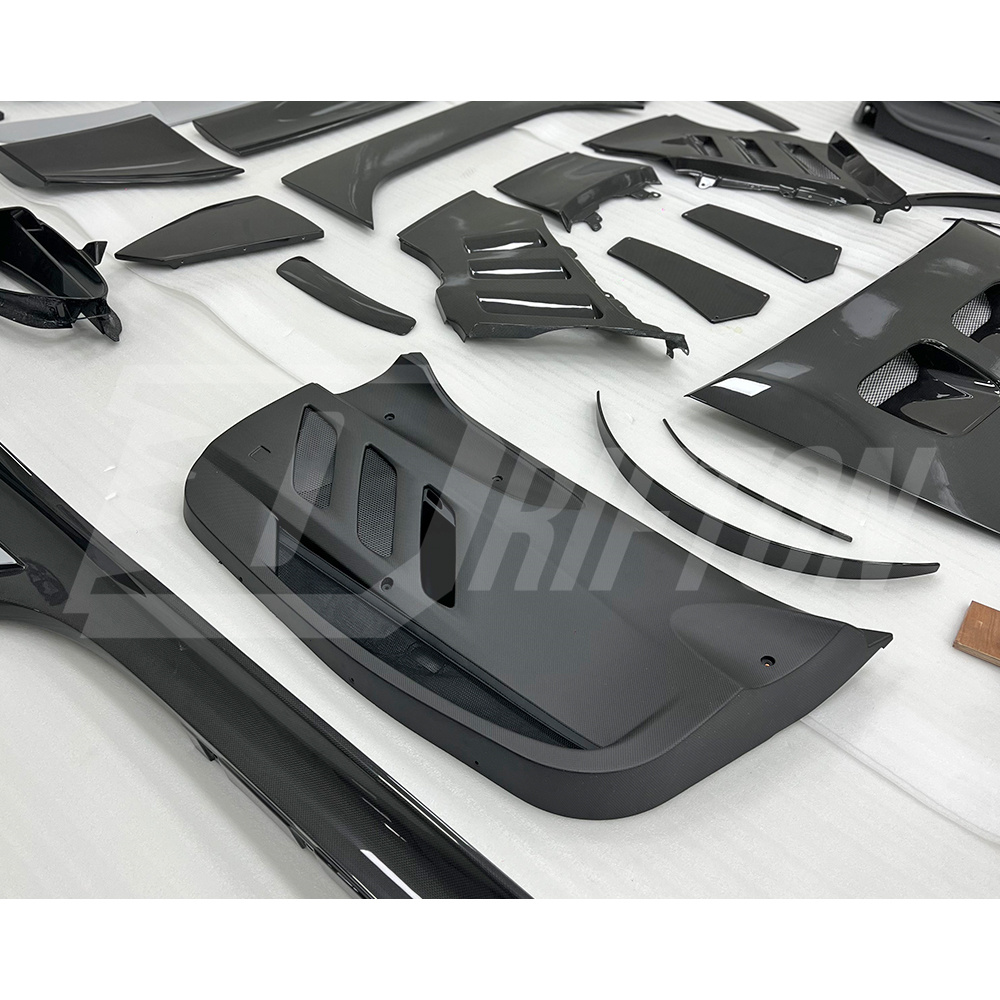 SF90XX Conversion Dry Carbon Fiber Body Kits For Ferrari SF90 Stradale & Spider