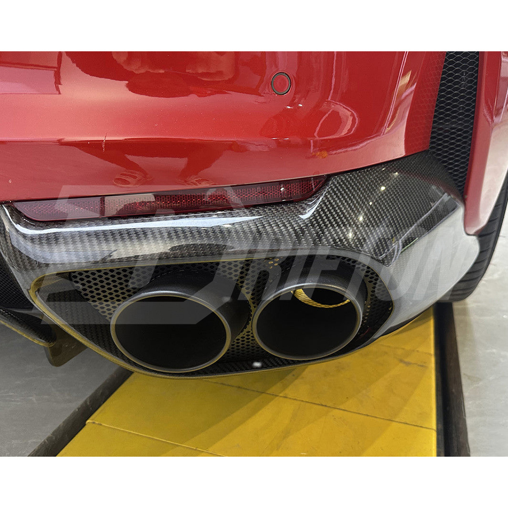 OEM Style Dry Carbon Fiber Rear Diffuser For Ferrari 812 Superfast GTS 2017-2023