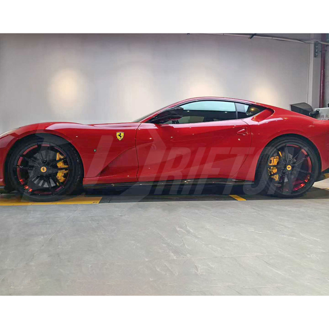 OEM Style Dry Carbon Fiber Side Skirt For Ferrari 812 Superfast GTS 2017-2023