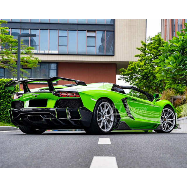CMST Sytle Dry Carbon Fiber Side Skirt For Lamborghini Aventador LP700 2011-2015