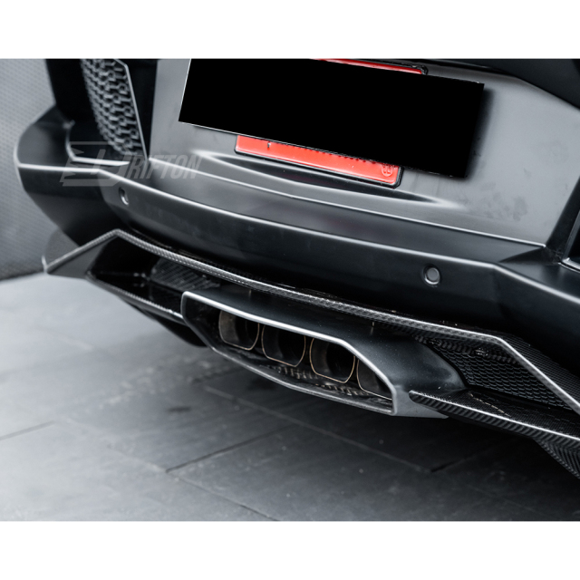 Vorsteiner Style Carbon Fiber Rear Diffuser For Lamborghini Aventador LP700 2011-2015