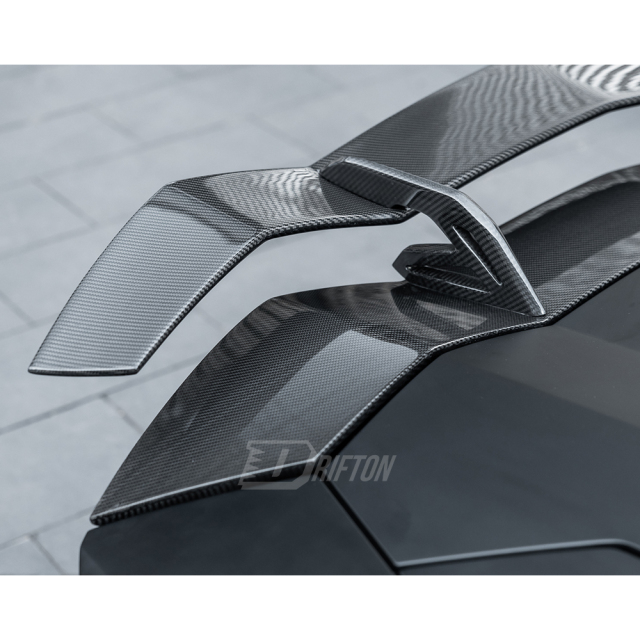 Vorsteiner Style Dry Carbon Fiber Rear Spoiler Wing For Lamborghini Aventador & S & SV  LP700 LP740 LP750 2011-2021