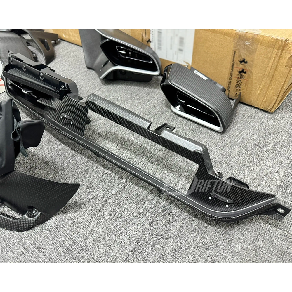 Dry Carbon Fiber Interiors Kits Lateral Passenger Display Panel For Ferrari 296 GTB & GTS 2021-2025