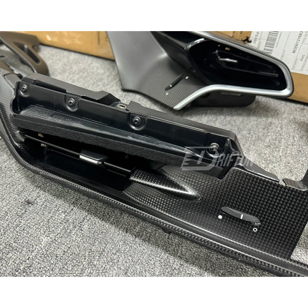 Dry Carbon Fiber Interiors Kits Lateral Passenger Display Panel For Ferrari 296 GTB & GTS 2021-2025