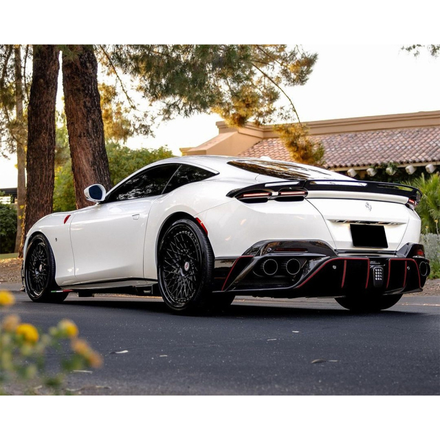 Mansory Style Partial Exposed Dry Carbon Fiber Conversion Body kits For Ferrari Roma 2020-2025