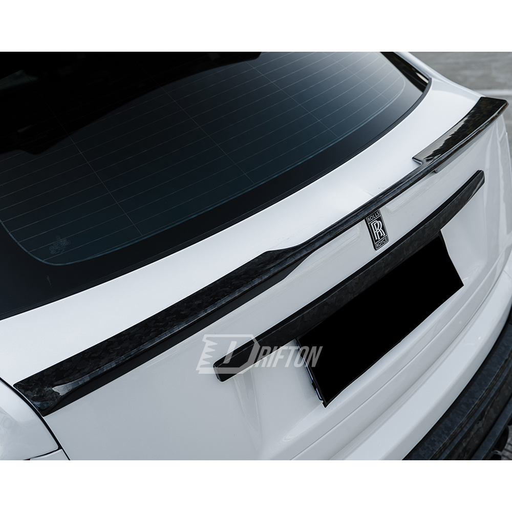 Mansory Ver.2 Style Conversion Body Kits For Rolls Royce Cullinan 2015-2028   (Partial Exposed Dry Carbon Fiber)（Center Exit Exhaust）