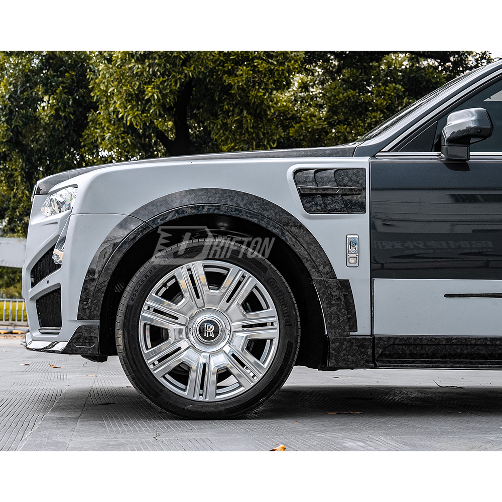 Mansory Ver.2 Style Conversion Body Kits For Rolls Royce Cullinan 2015-2028   (Partial Exposed Dry Carbon Fiber)