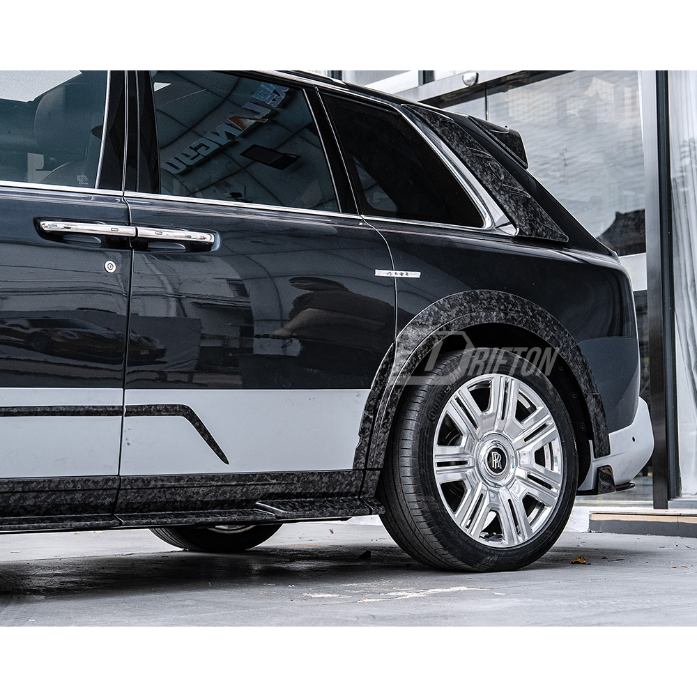 Mansory Ver.2 Style Conversion Body Kits For Rolls Royce Cullinan 2015-2028   (Partial Exposed Dry Carbon Fiber)