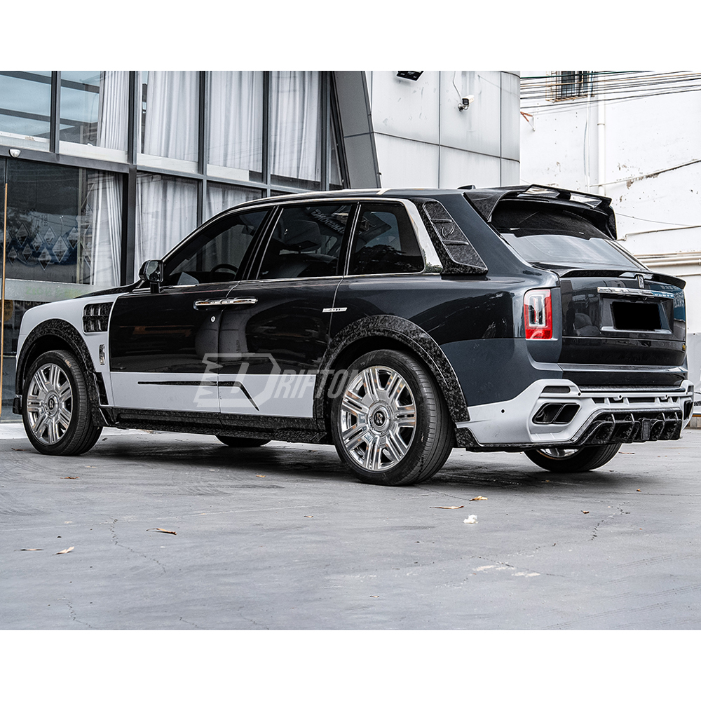 Mansory Ver.2 Style Conversion Body Kits For Rolls Royce Cullinan 2015-2028   (Partial Exposed Dry Carbon Fiber)