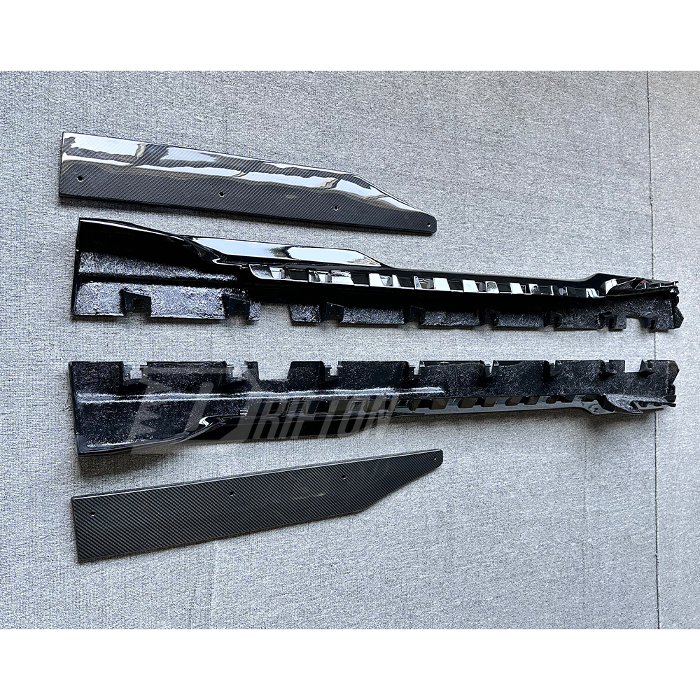 Dark Horse SC Style Dry Carbon Fiber Side Skirts For Ford Mustang Gen7 S650 2024-On