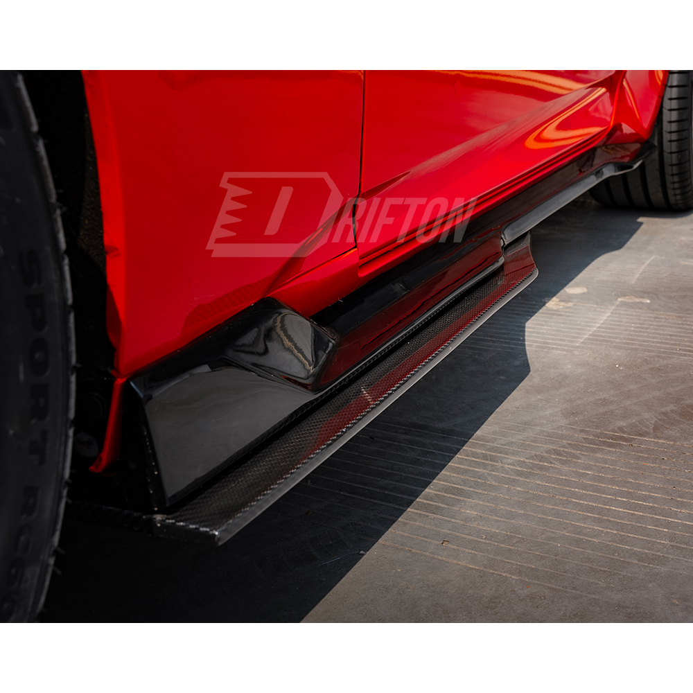 Dark Horse SC Style Carbon Fiber Side Skirts For Ford Mustang Gen7 S650 2024-On