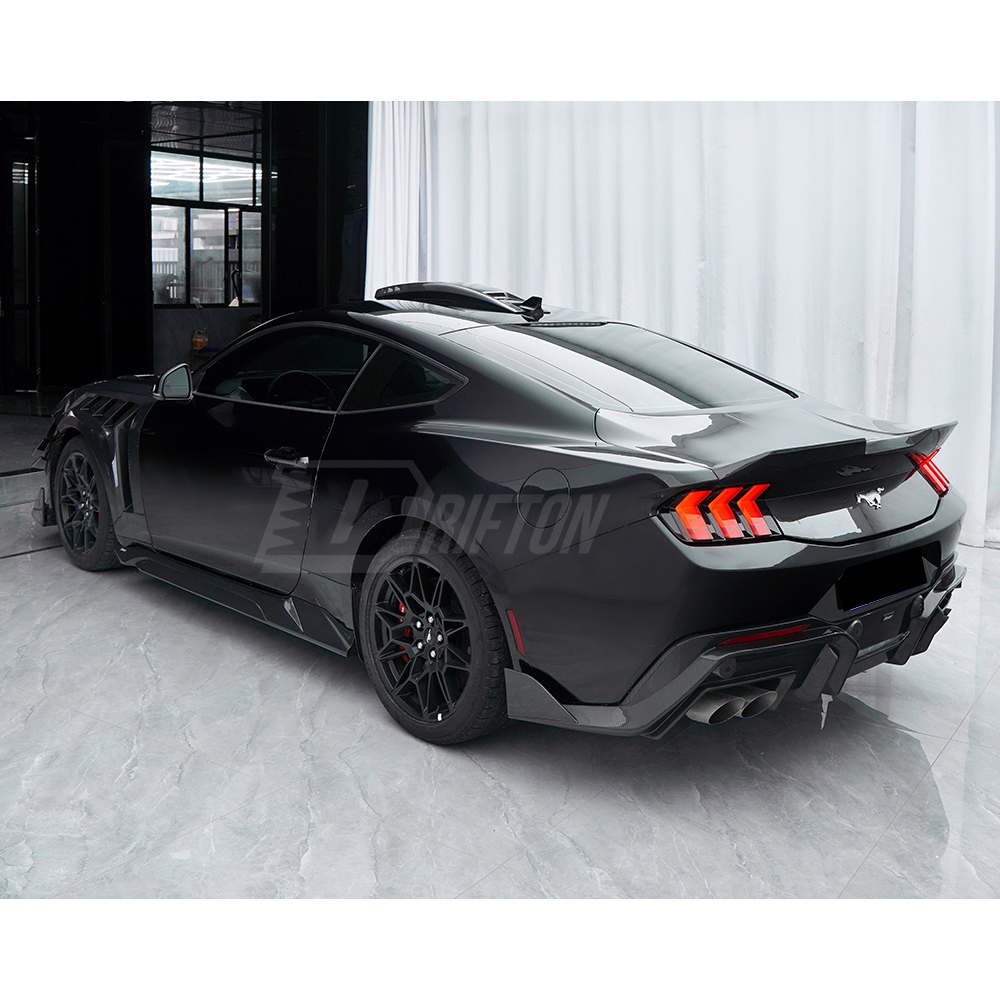 CMST V2 Style Carbon Fiber Rear Diffuser For Ford Mustang Gen7 S650 2024-On