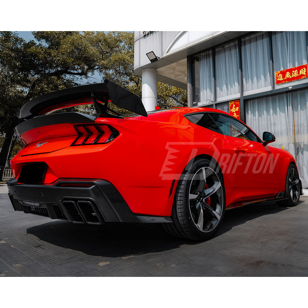 Dark Horse SC Style Dry Carbon Fiber Side Skirts For Ford Mustang Gen7 S650 2024-On
