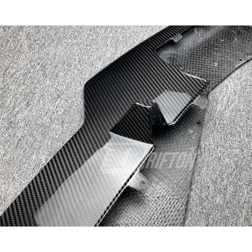 OEM Style Dry Carbon Fiber Front Lip For Lamborghini Aventador S LP740 2016-2021