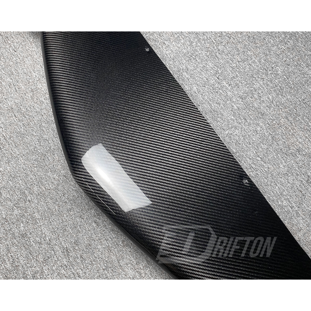 OEM Style Dry Carbon Fiber Front Lip For Lamborghini Aventador S LP740 2016-2021