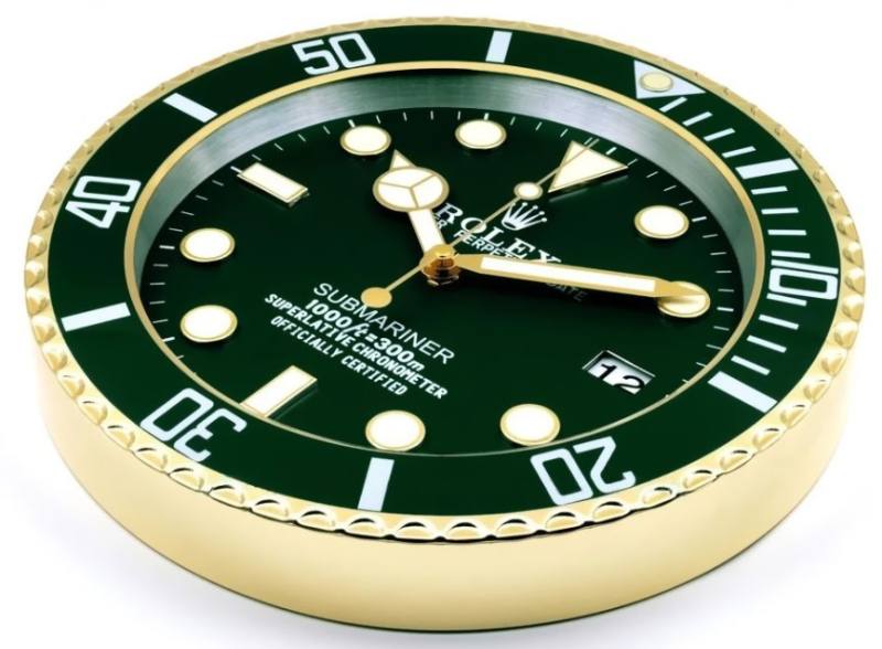 Submariner Wall Clock  Green Style Gold frame