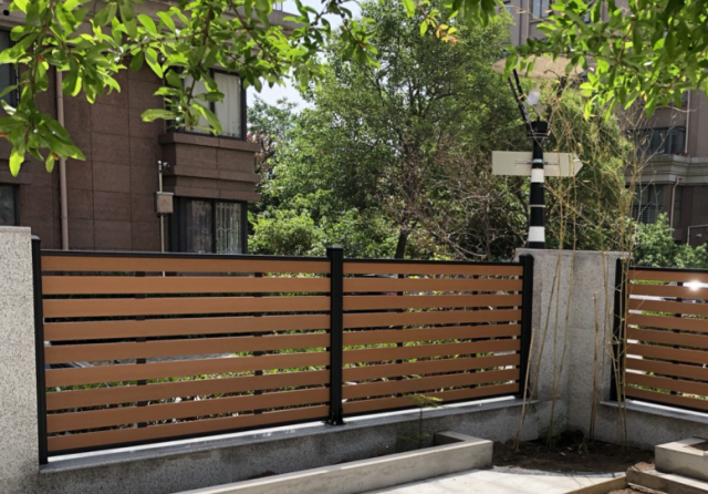 Horizontal Fence Panels
