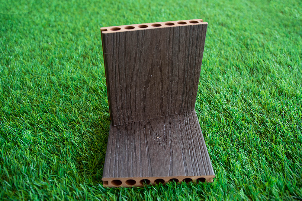 New design outdoor co extrusion WPC decking hollow composite floor Anti-uv Wood plastic decking