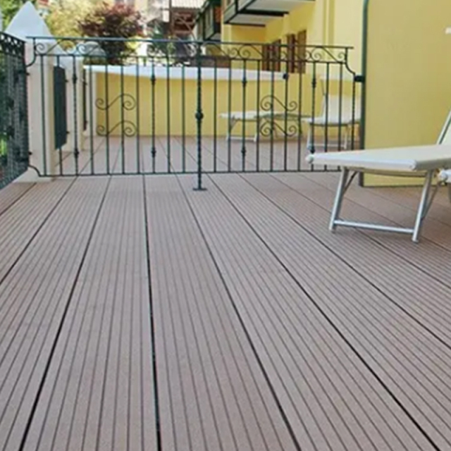 Hot - selling wood - plastic composite floor, outdoor waterproof wood - plastic composite floor