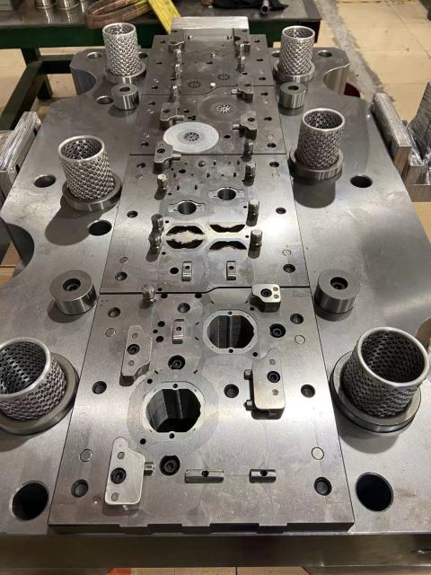 55mm shape pole motor core lamination progressive die