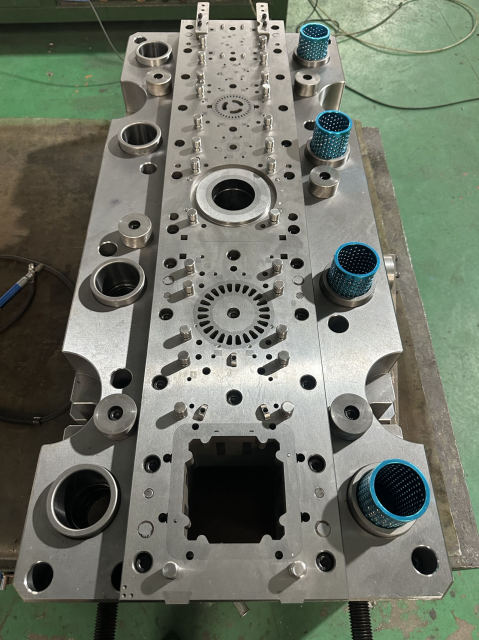 Washing machines motor stator rotor lamination progressive die