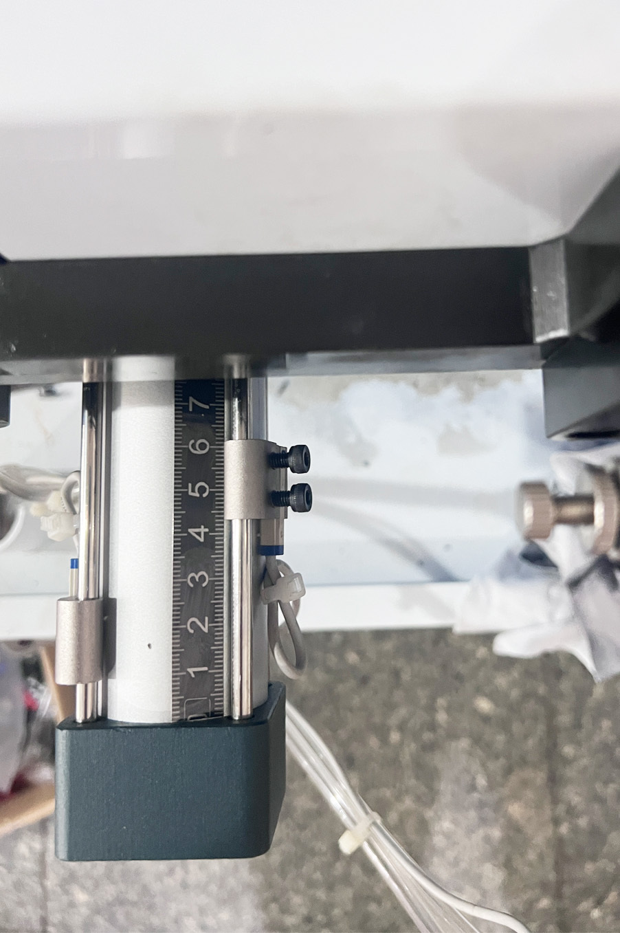 High hardness material cutting machine