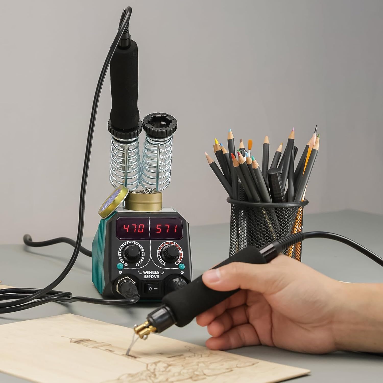 YIHUA 939D-VII Pyrography Tool Wood Burning Pen Kit Station 2-in-1 Solid-Point 200~480°C (with Temp Display)/Wire-Nib 250~750°C with 23 Nibs, 50 Solid Points, 6 Woodpieces