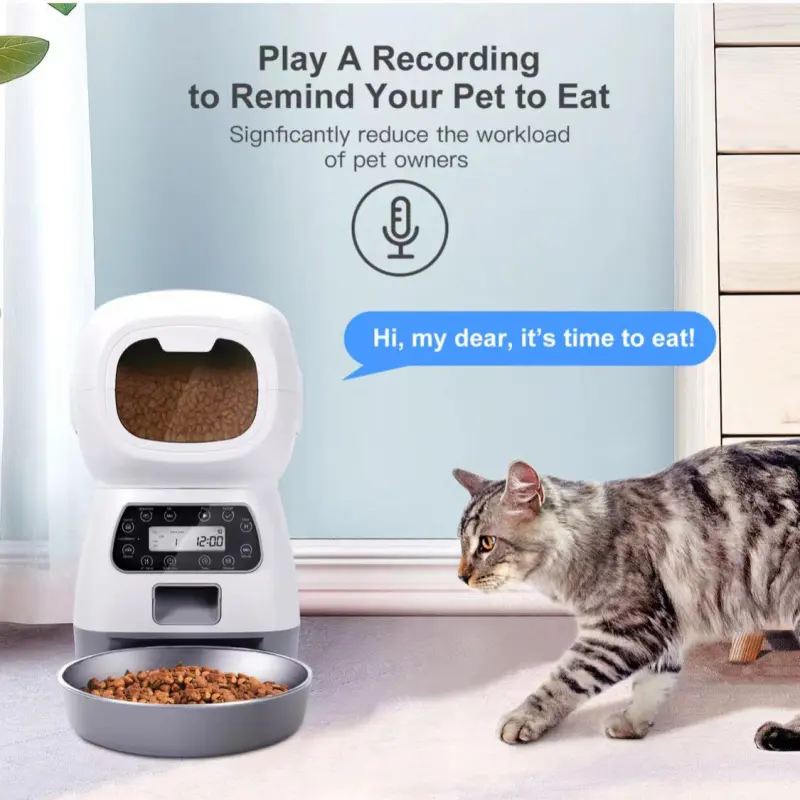 Automatic pet feeding machine