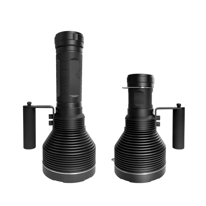 Lumintop GT94X 4XSBT90.2 LEDs 24000 Lumens 2950 Meters 21700