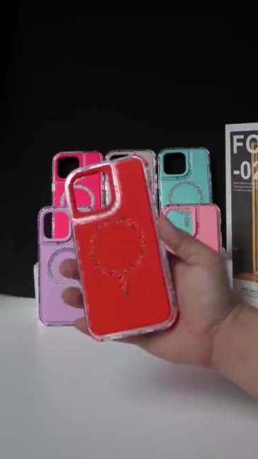 "Tri-Fold Magnetic Phone Case with Leaf Lens Frame Design"