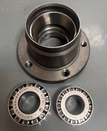 Ступица ГАЗ-3110 в сборе с подшипниками G-PART (ОАО ГАЗ)  hub assembly with G-PART bearings (JSC GAZ)