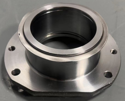 Корпус подшипника передней ступицы Соболь, полный привод, с отражателем, Оригина
Housing GAZ-22177 front wheel bearing with reflector