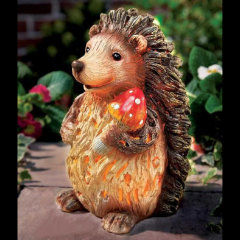 Solar Wood-Look Hedgehog Light