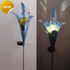 Metal Lily Solar Stake Light