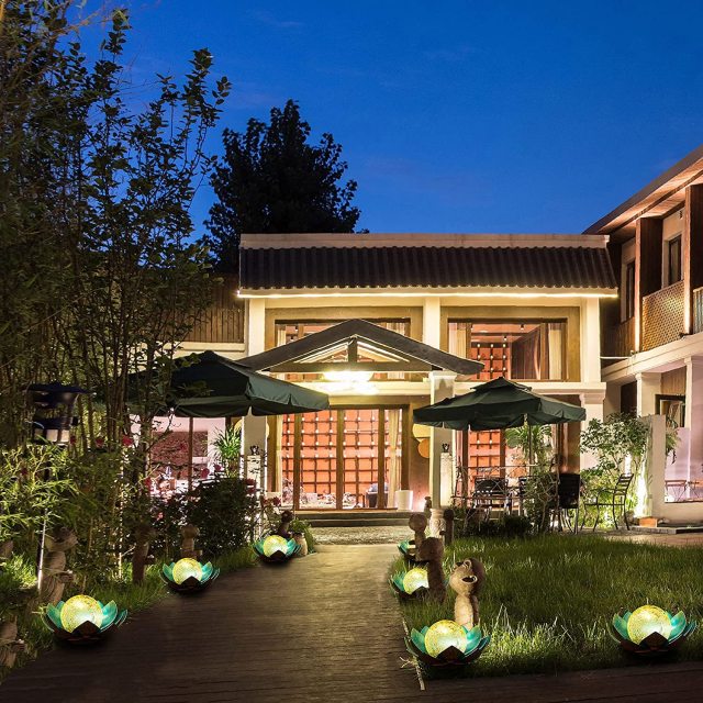 Solar Lotus Flower Light