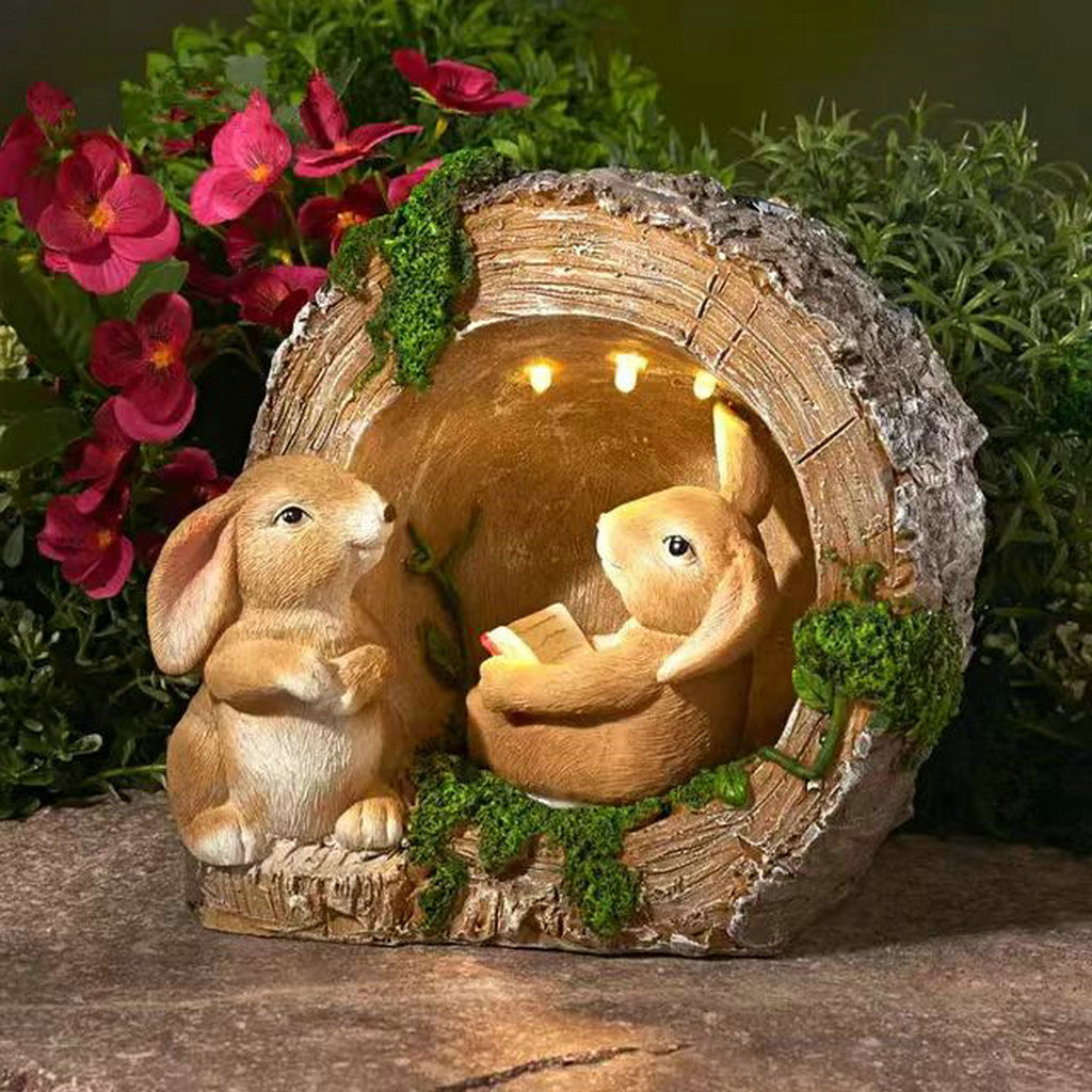 Solar Bunny Statue Light