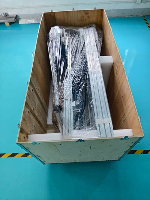 Internal anti-collision fixed frame
