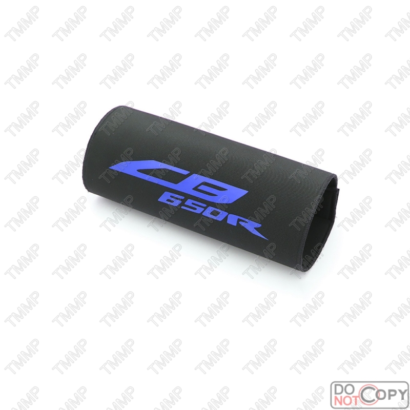 Rear shock absorber protective sleeve